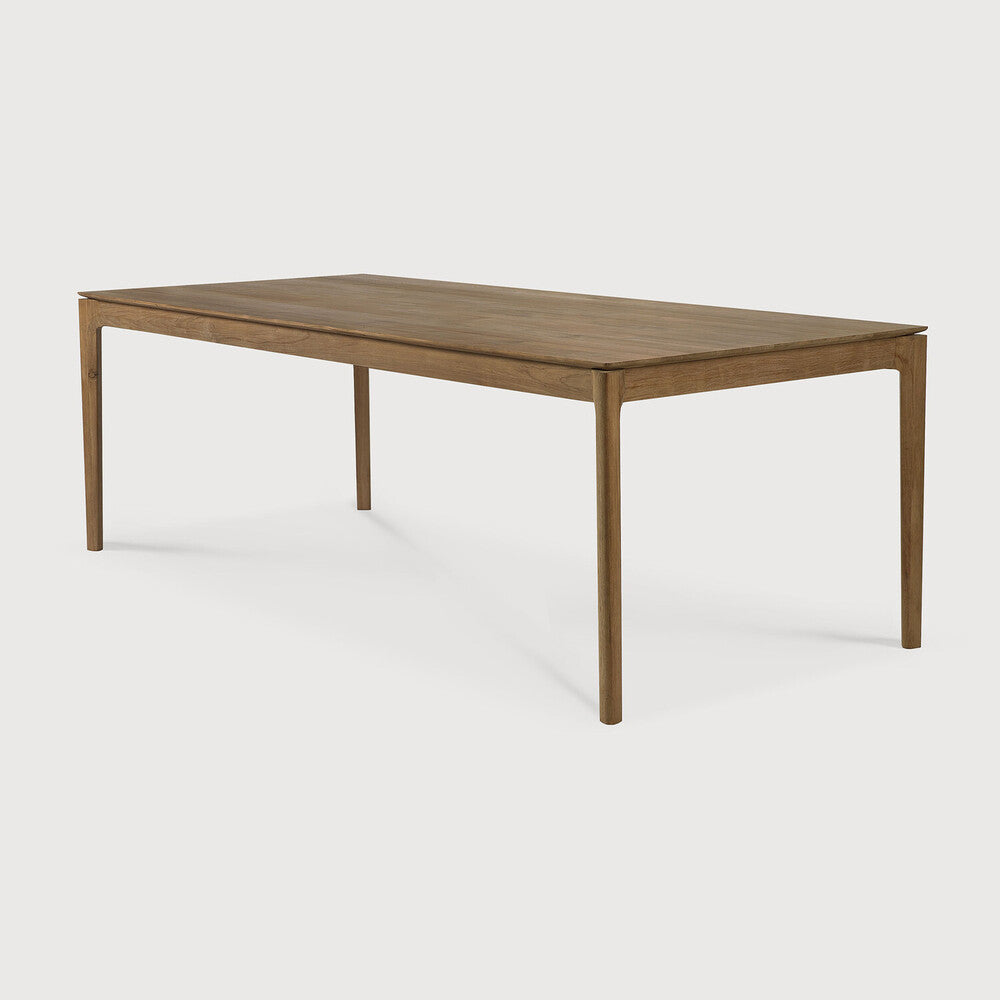 Table de salle à manger Airy en chêne massif avec plateau rectangulaire et cadre ouvert léger pour salle à manger