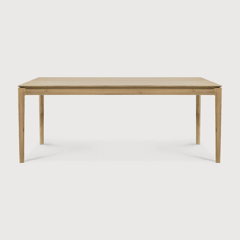 Table de salle à manger Airy en chêne massif avec plateau rectangulaire et cadre ouvert léger pour salle à manger