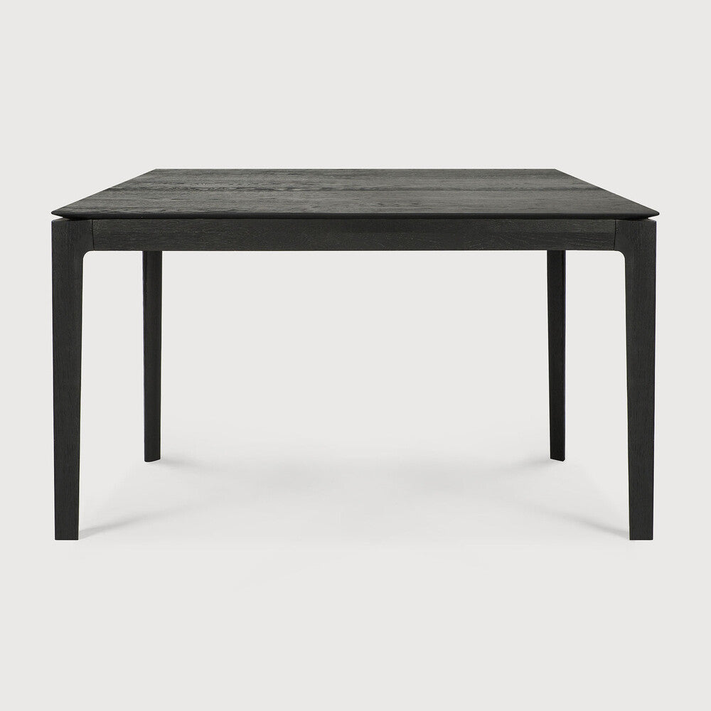 Table de salle à manger Airy en chêne massif avec plateau rectangulaire et cadre ouvert léger pour salle à manger