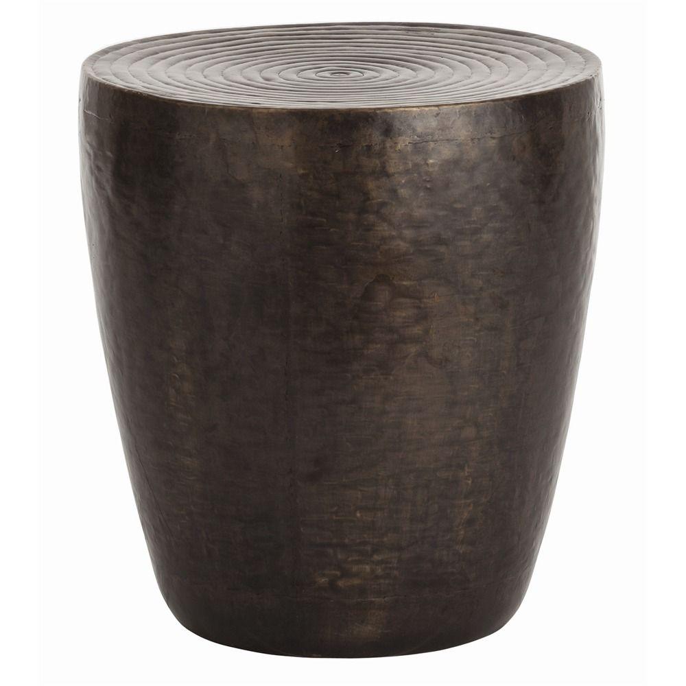 Table d'appoint industrielle en fer avec plateau rond et détails repoussés en bronze antique pour le salon