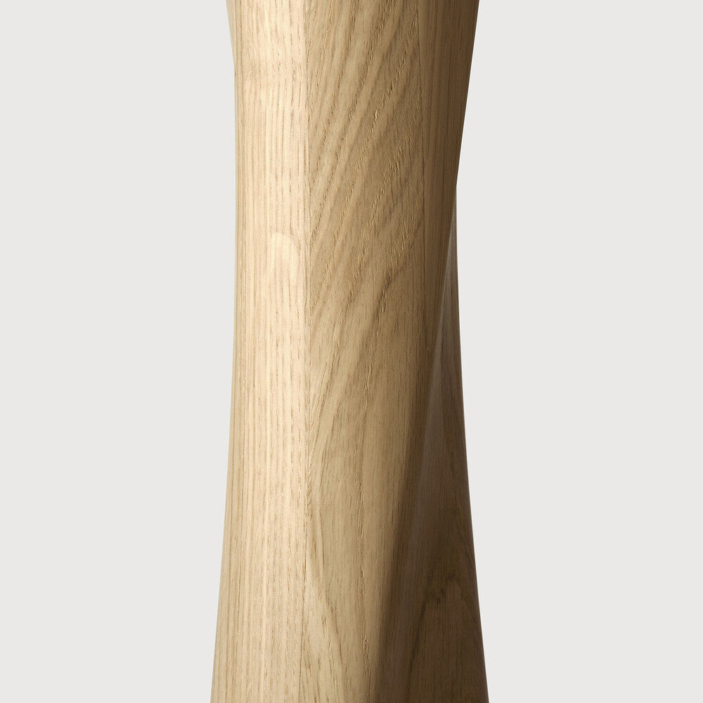 Table à manger sculpturale en chêne avec plateau rond et pied torsadé pour salle à manger