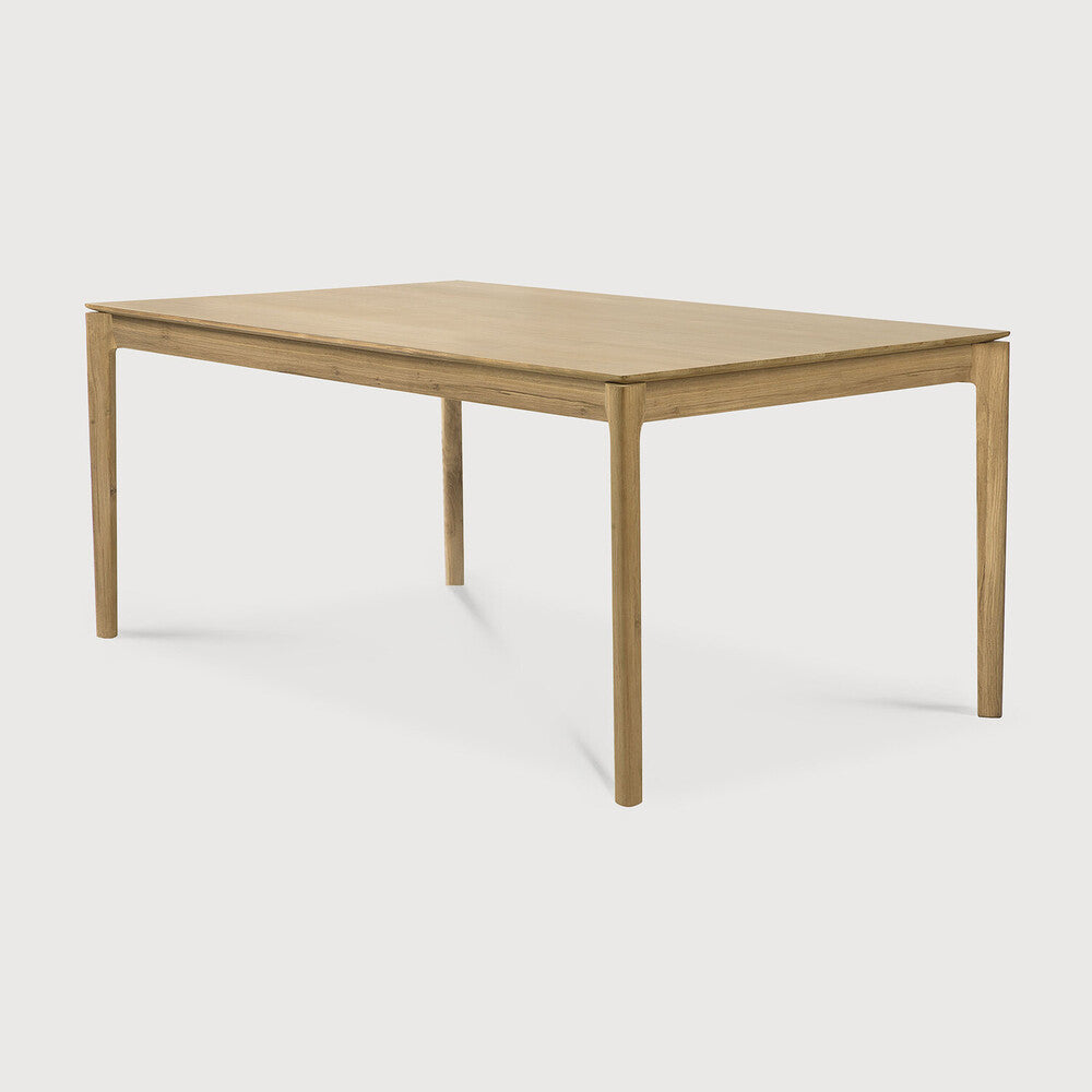 Table de salle à manger Airy en chêne massif avec plateau rectangulaire et cadre ouvert léger pour salle à manger