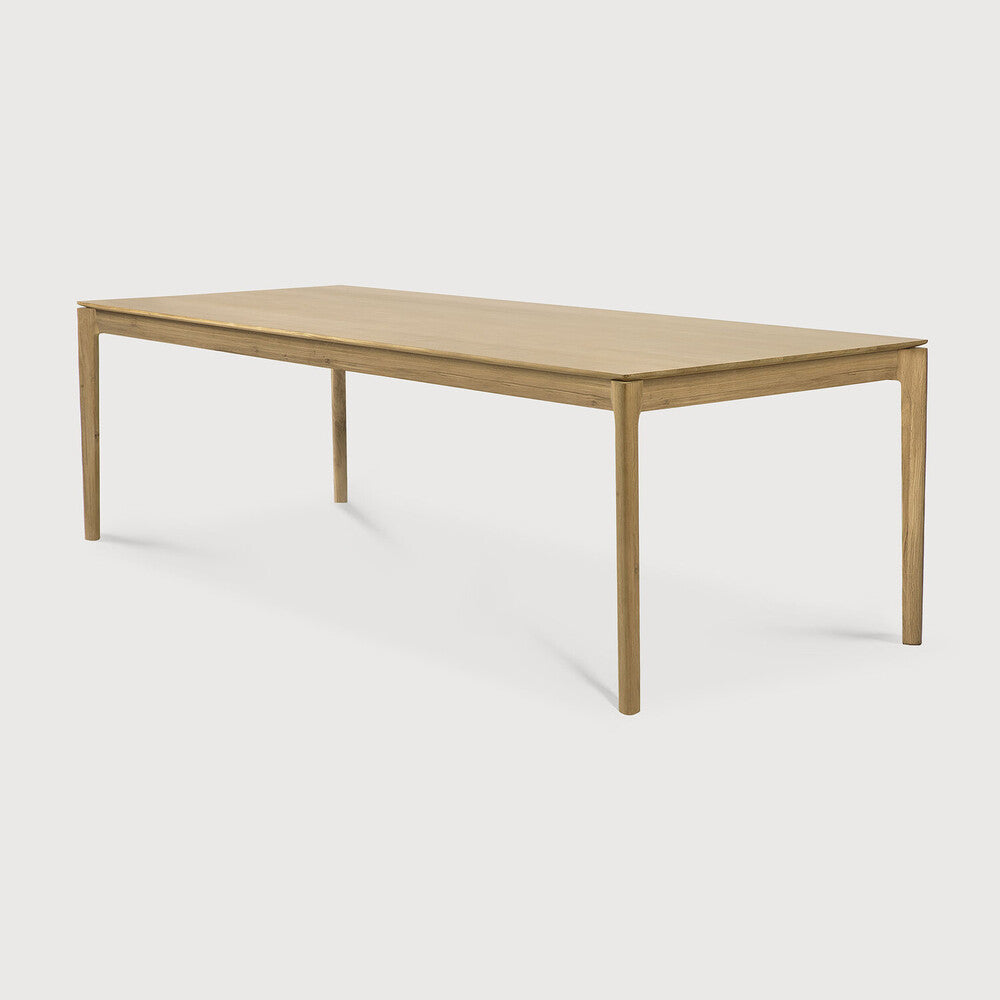 Table de salle à manger Airy en chêne massif avec plateau rectangulaire et cadre ouvert léger pour salle à manger