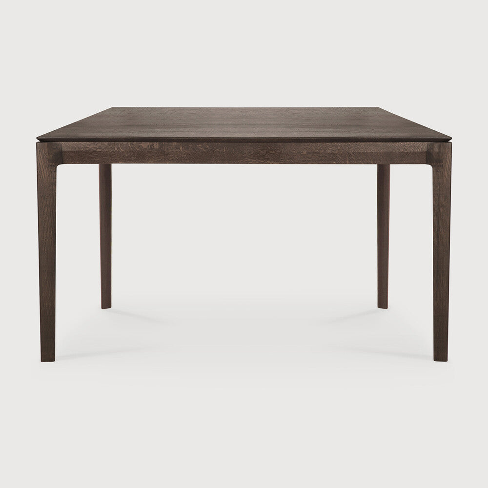 Table de salle à manger Airy en chêne massif avec plateau rectangulaire et cadre ouvert léger pour salle à manger