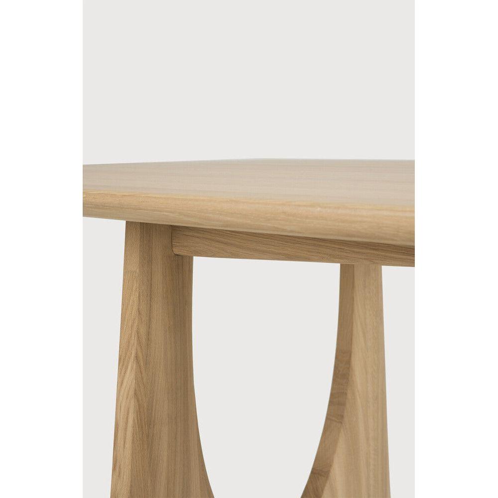 Table de salle à manger contemporaine en chêne massif avec plateau rectangulaire aux bords adoucis