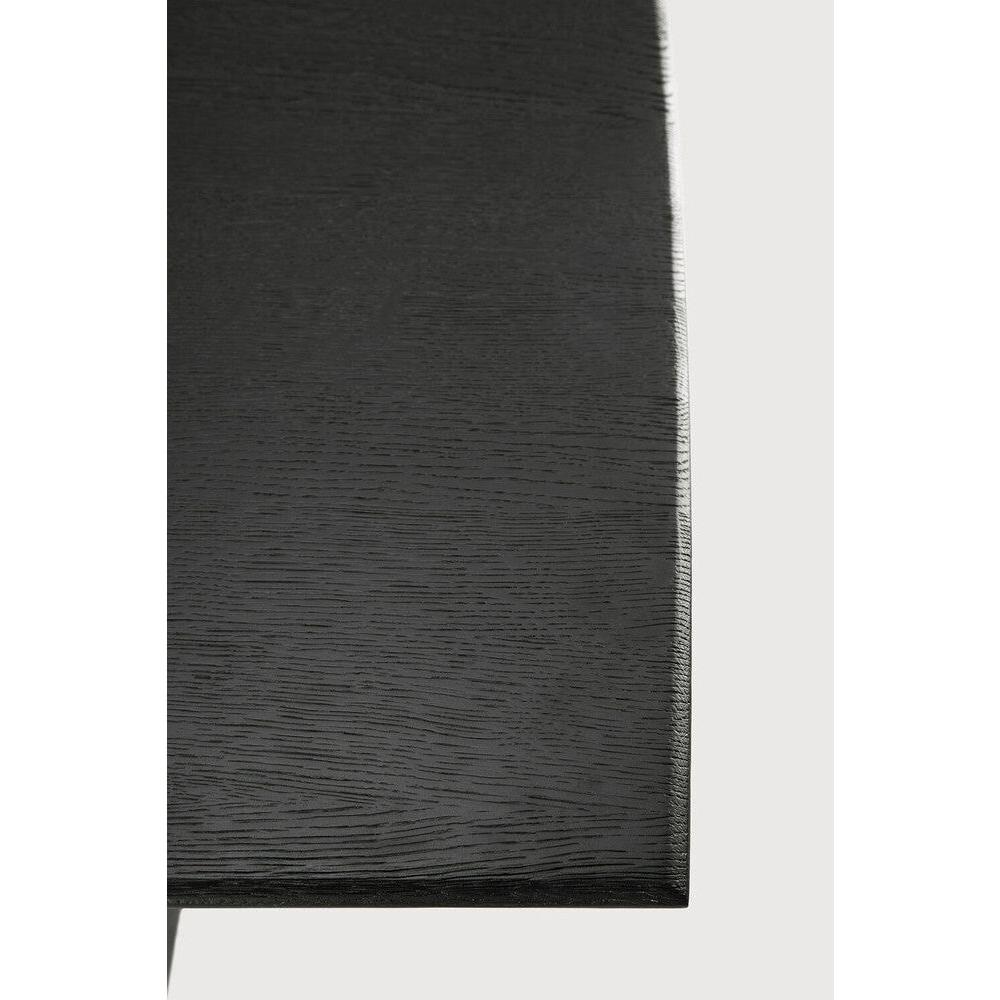Table de salle à manger contemporaine en chêne massif avec plateau rectangulaire aux bords adoucis