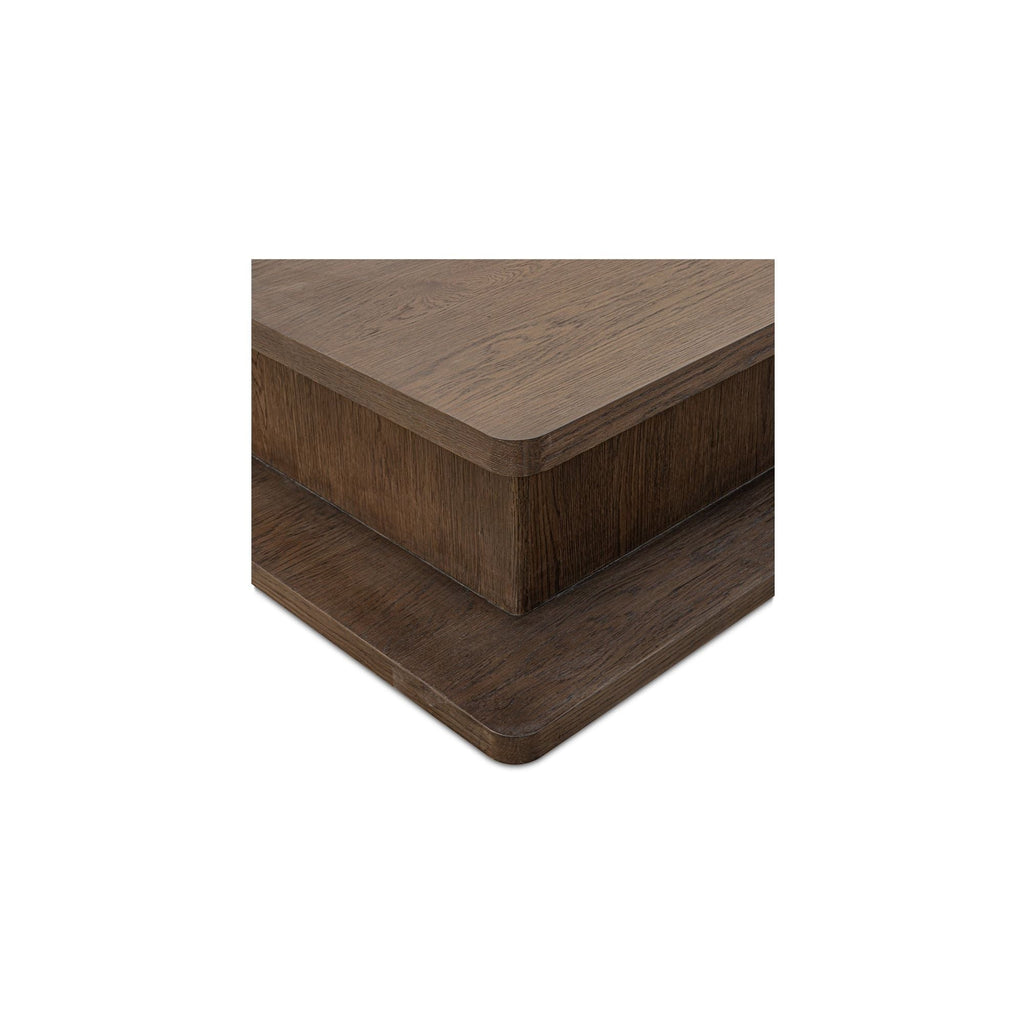 Table basse moderne en chêne massif avec plateau rond à rainure en V et piètement entretoisé en croisillon pour salon