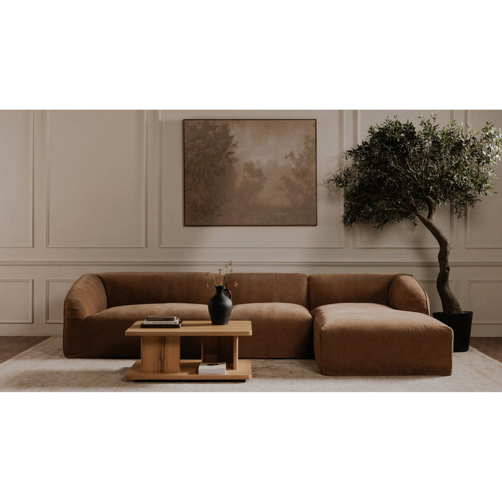 Table basse moderne en chêne massif avec plateau rond à rainure en V et piètement entretoisé en croisillon pour salon