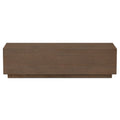 Table basse minimaliste en chêne avec plateau rectangulaire étroit et base en retrait pour salon