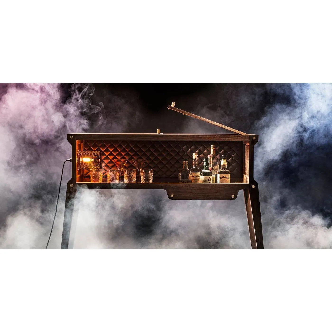 Meuble Bar Artisan en Noyer Massif et Laiton avec Ferrure Moletée et Panneau en Soie Capitonnée pour Salon