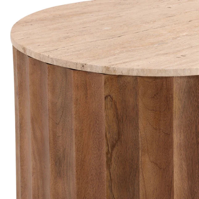 Table d'appoint en travertin organique et bois, avec plateau rond et finition en pierre naturelle pour salon
