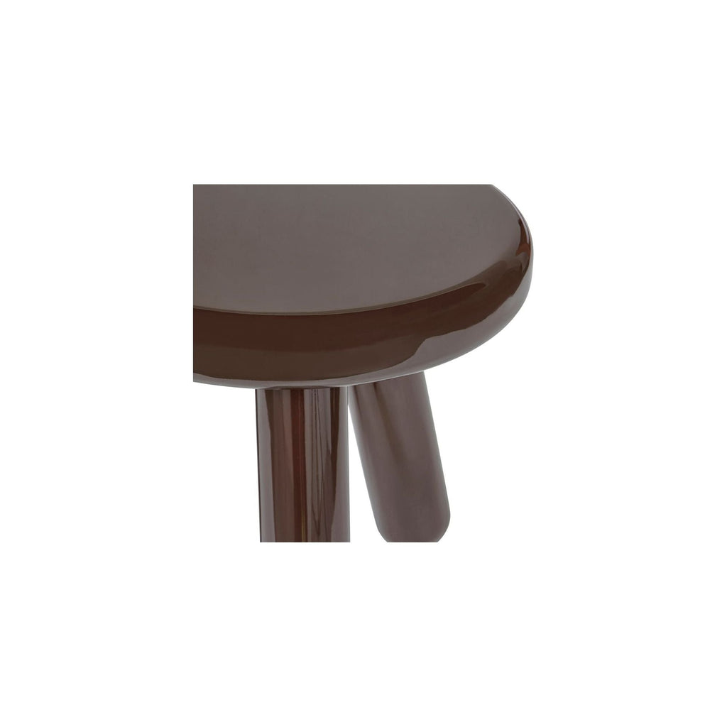 Table d'appoint contemporaine en bois d'hévéa laqué avec plateau rond à bordure courbée et forme inspirée d'un ballon pour le salon